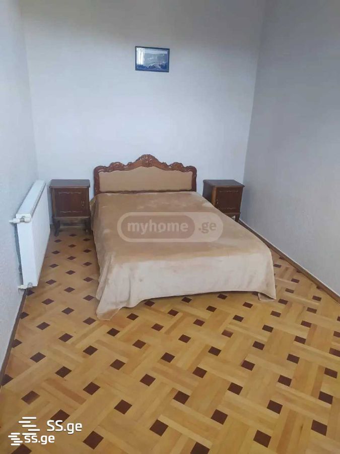 4 Room Private House For Rent. Navtlugi view 7