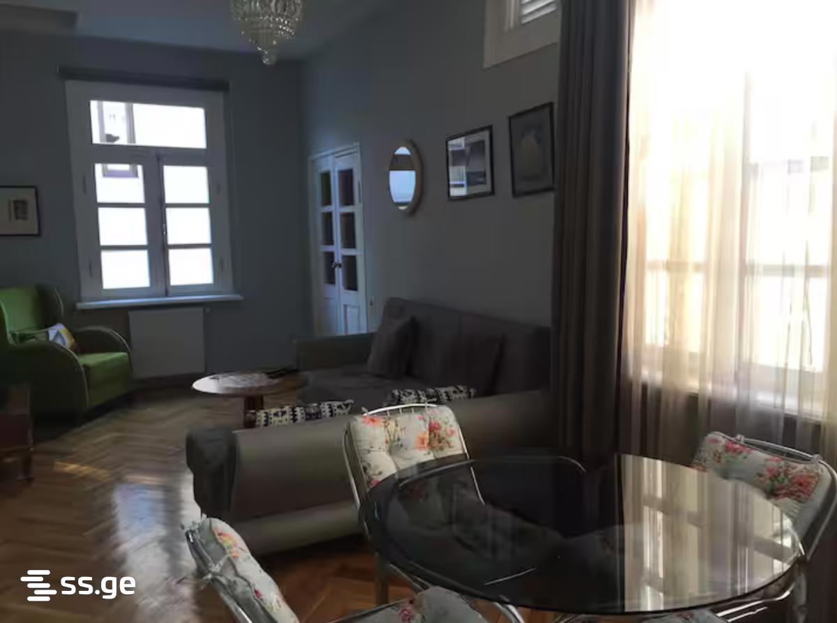 7 Room Private House For Rent. Sololaki view 1