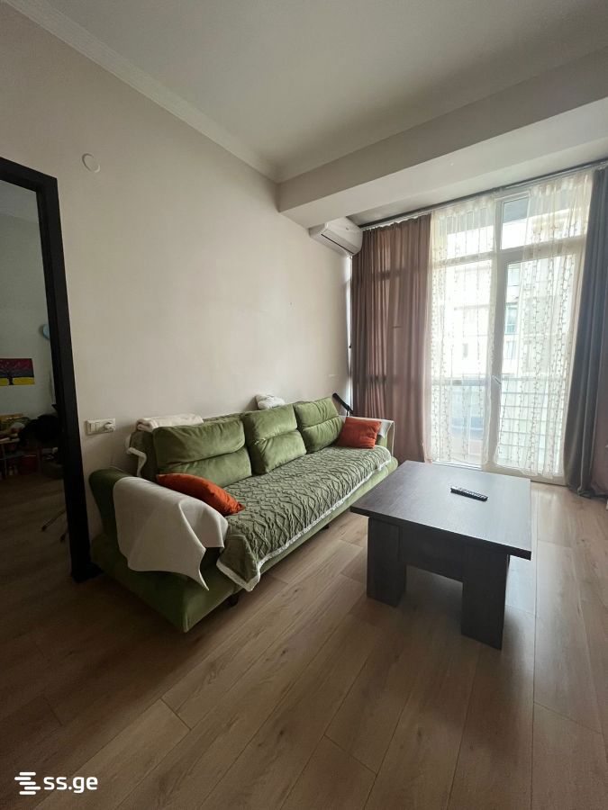 3 Room Flat For Sale view 3