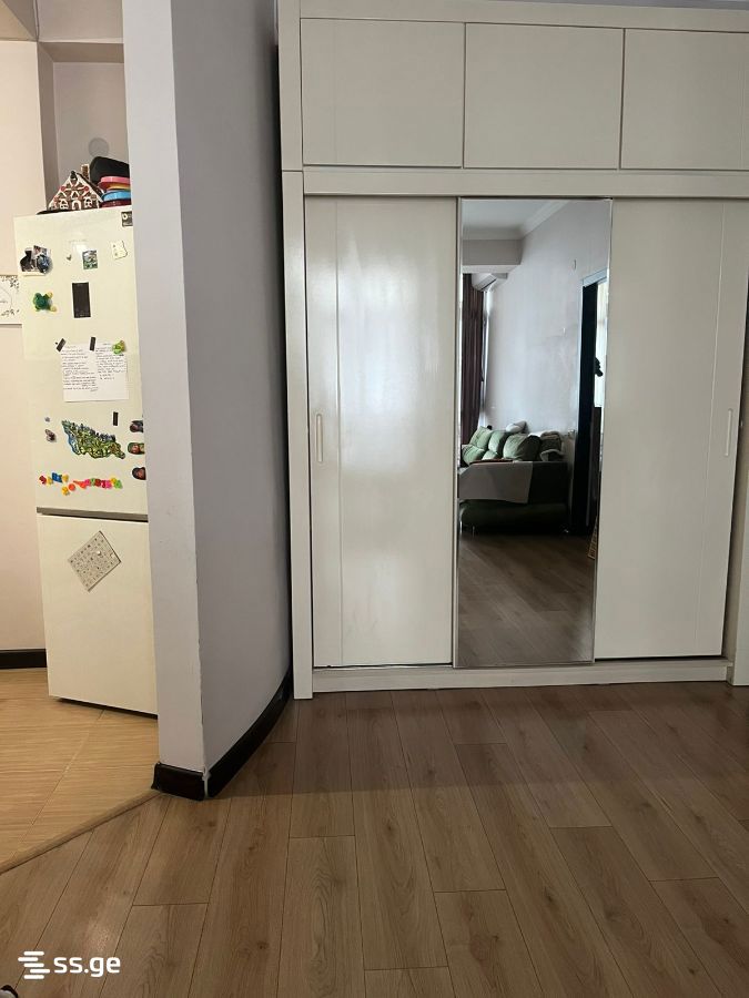 3 Room Flat For Sale view 2