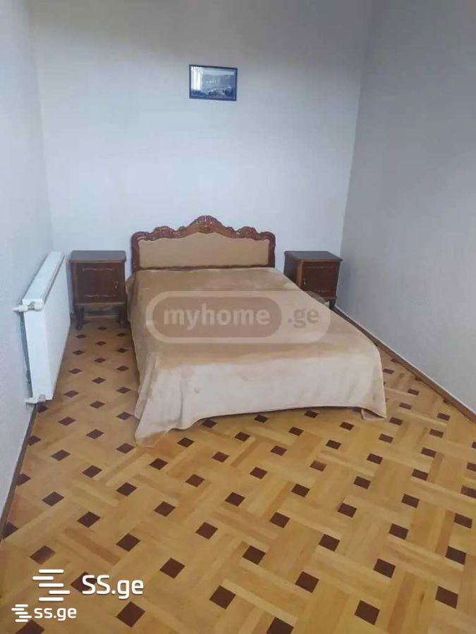 4 Room Private House For Rent. Navtlugi view 5