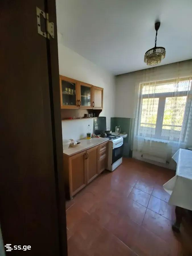 10 Room Private House For Sale view 11