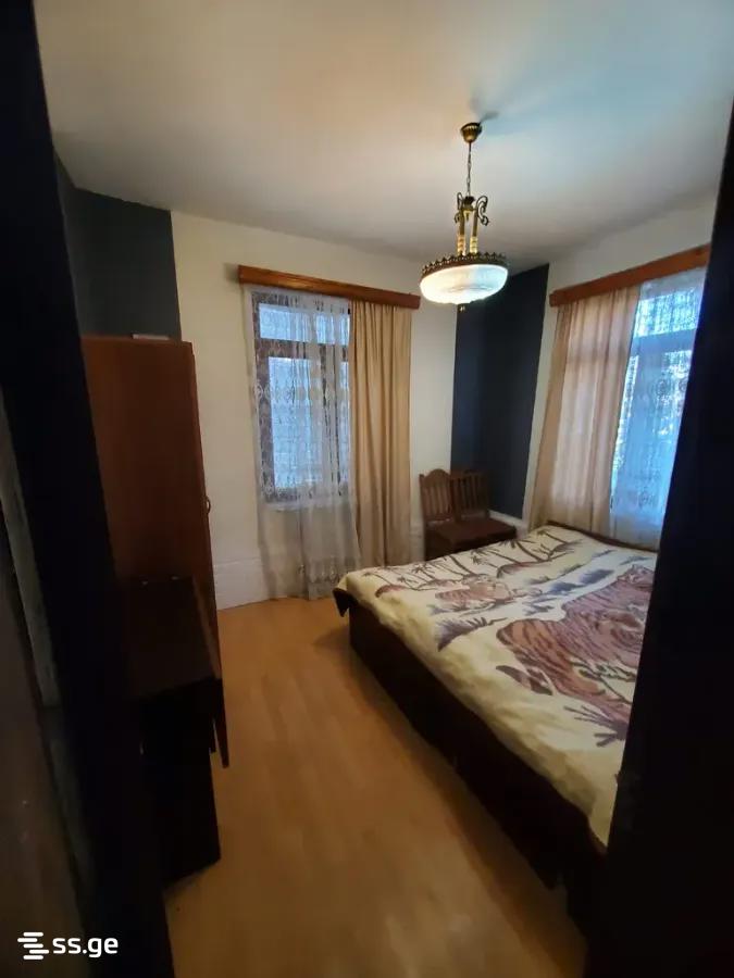 10 Room Private House For Sale view 1