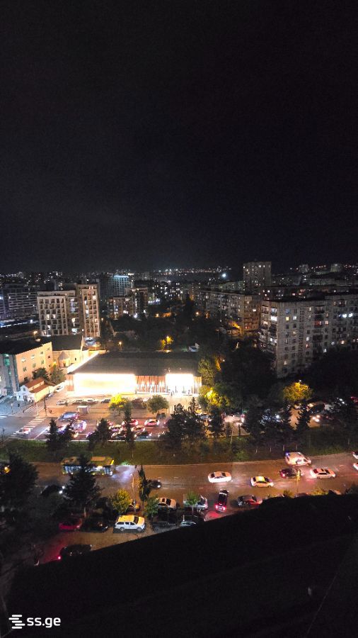 3 Room Flat Daily Rent. Mukhiani view 6