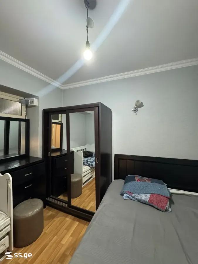 3 Room Flat For Rent. Chugureti view 1