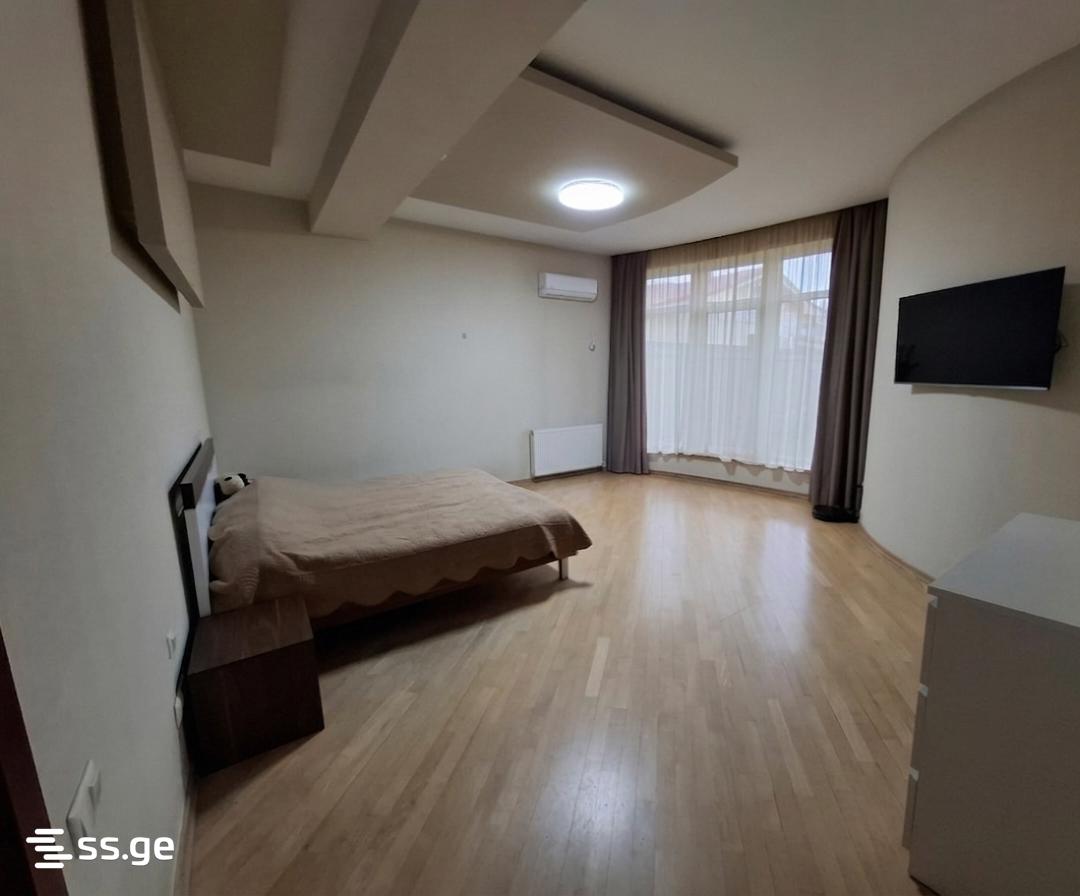 14 Room Private House For Sale view 13