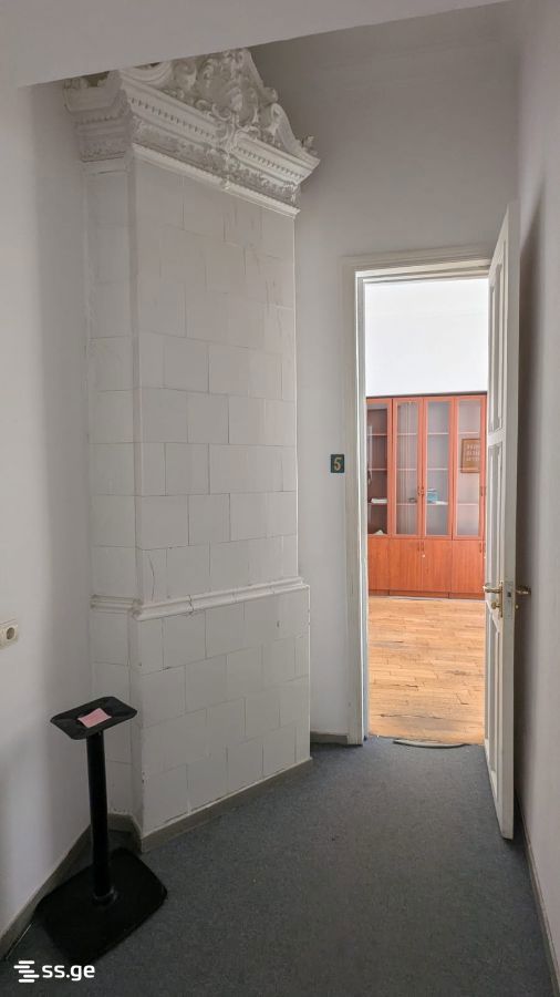 Commercial Space For Rent. Sololaki, 5 of 12