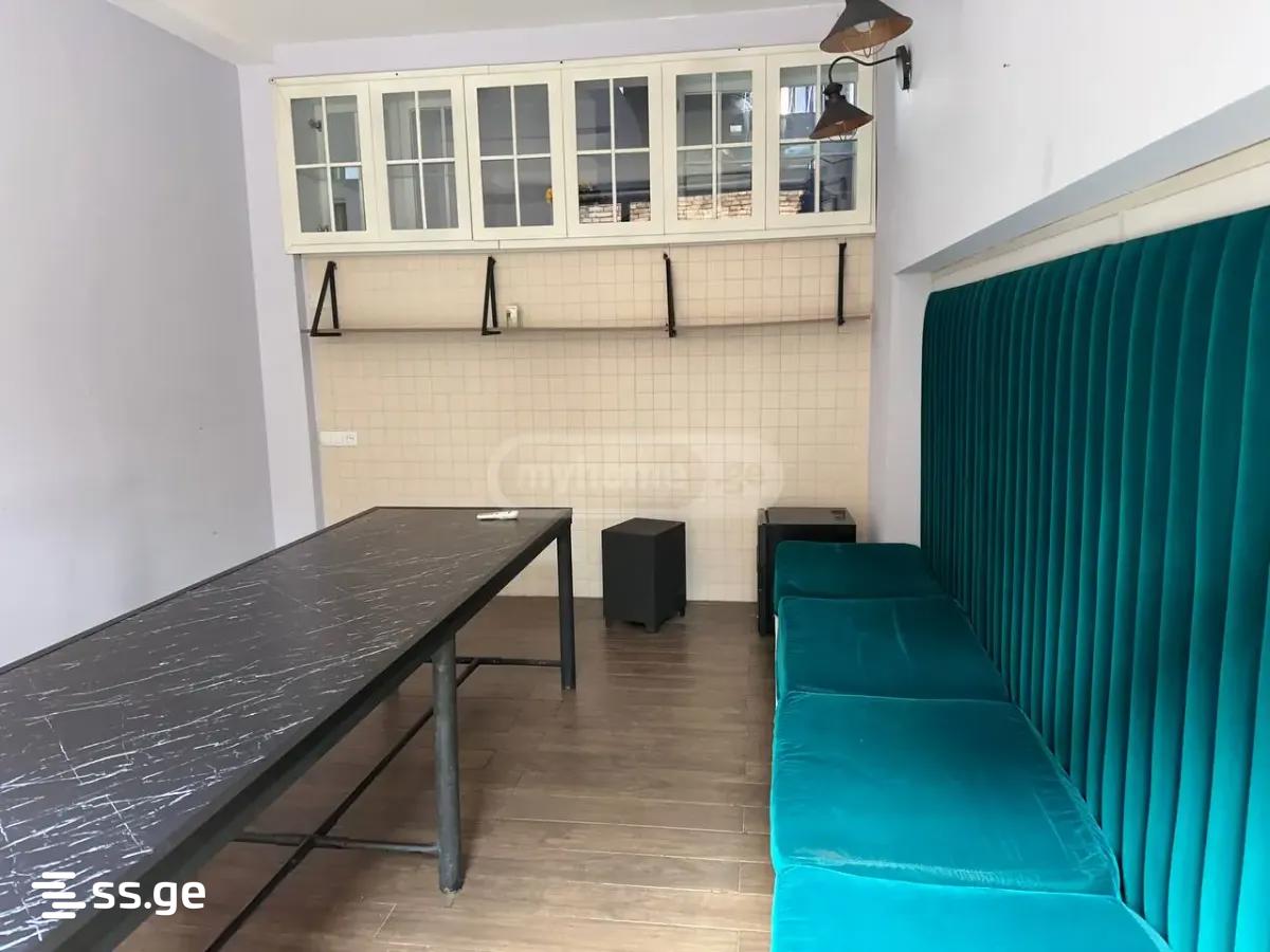 Commercial Space For Rent. Isani view 9