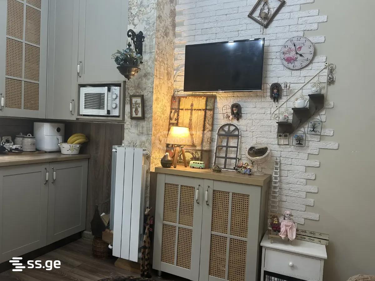 Продажа 3-комната Квартира view 2
