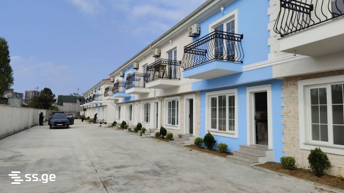 3 Room Private House For Rent. Batumi, 1 of 12