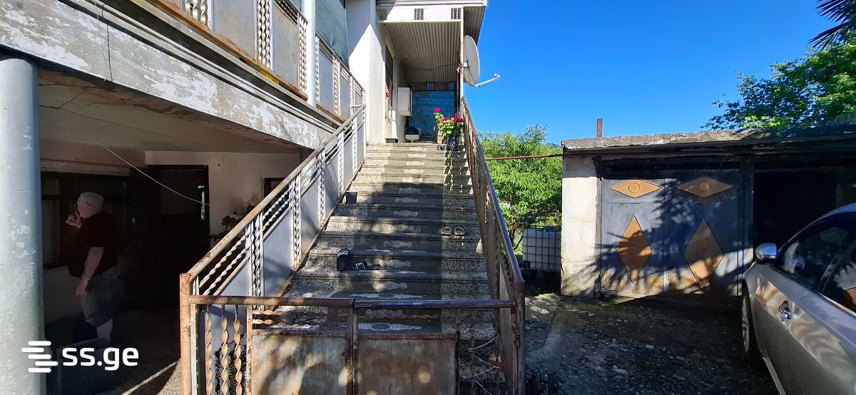 8 Room Private House For Sale view 8