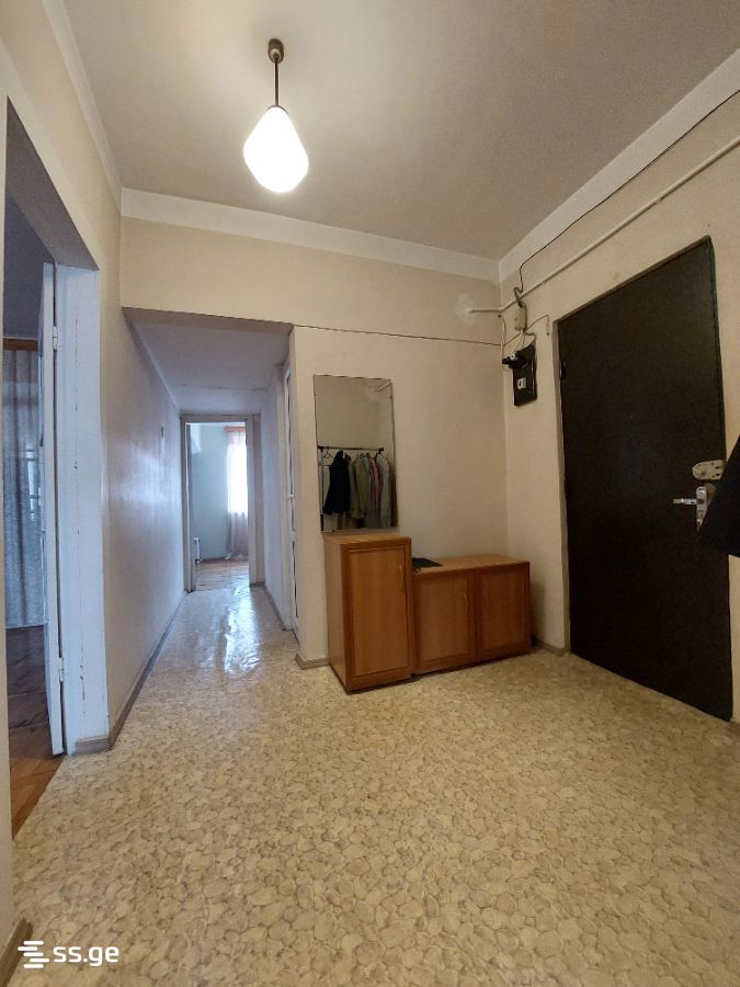 2 Room Flat For Sale, 3 of 4