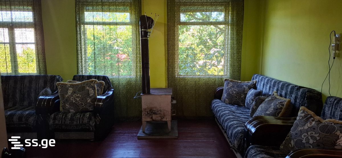 8 Room Private House For Sale view 6