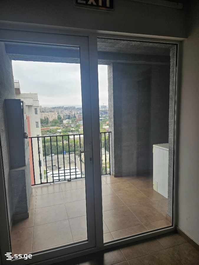 3 Room Flat For Sale view 2