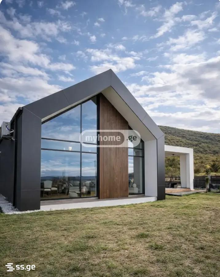 6 Room Flat For Sale, 1 of 4