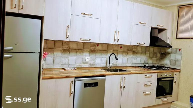 4 Room Private House For Rent. Navtlugi view 9