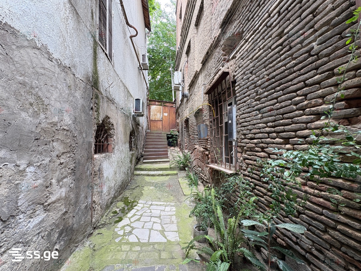 3 Room Private House For Sale view 13