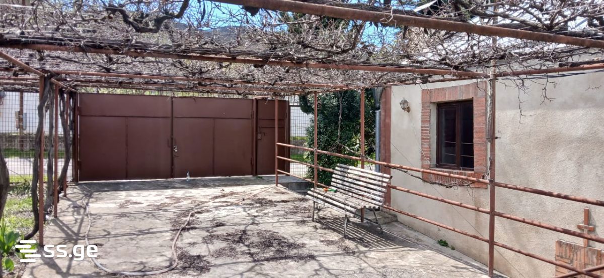 6 Room Private House For Rent. Tserovani view 13
