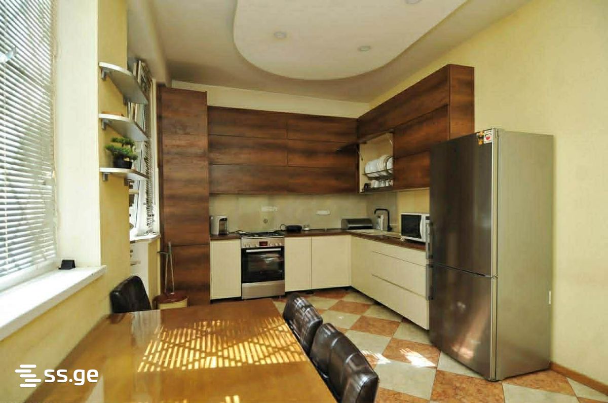 3 room Flat For Sale. Vake – pohled 5