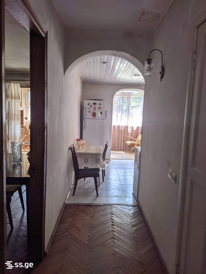 Продажа 5-комната Квартира view 8