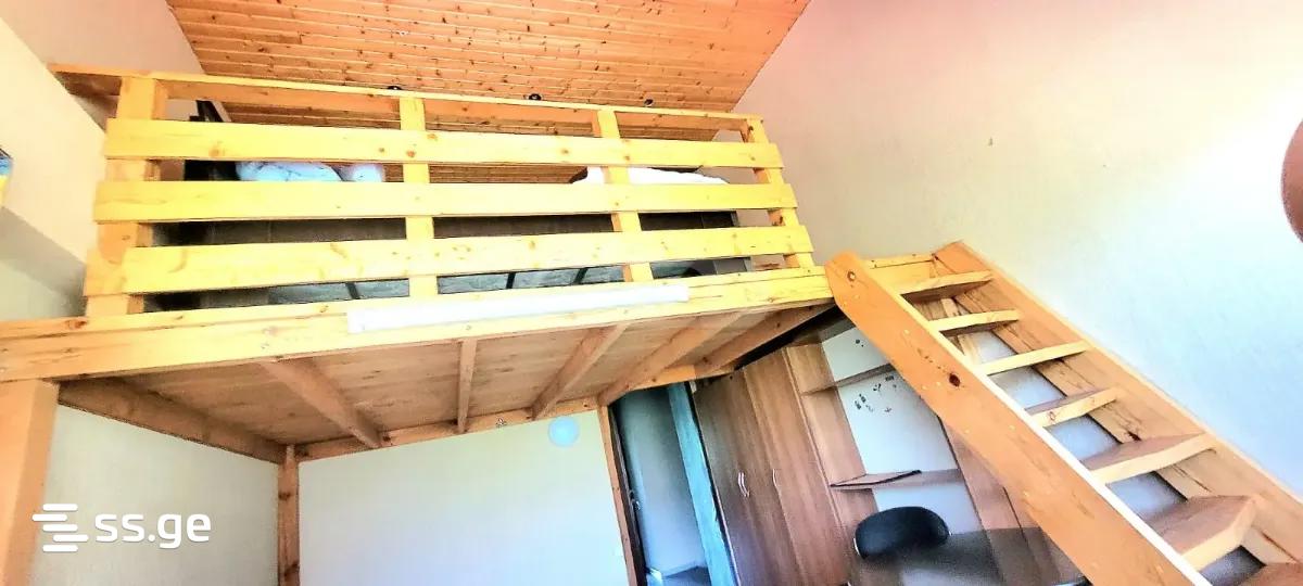 Продажа 4-комната Квартира view 2