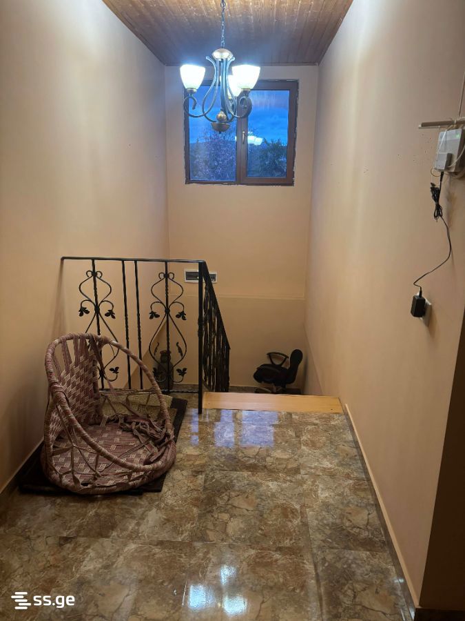 3 Room Summer Cottage For Rent. Saguramo, 2 of 4