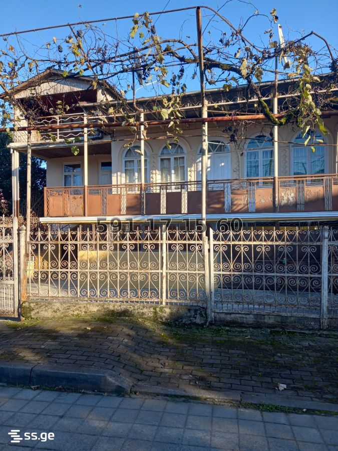 5 Room Private House For Sale view 1
