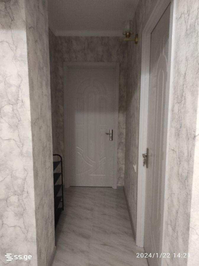 3 Room Flat For Rent. Gori view 7