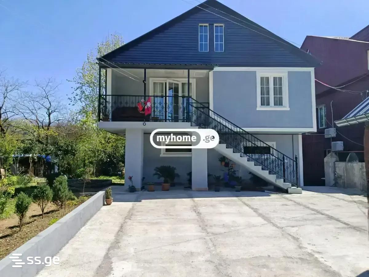 3 Room Private House For Rent. Batumi view 9