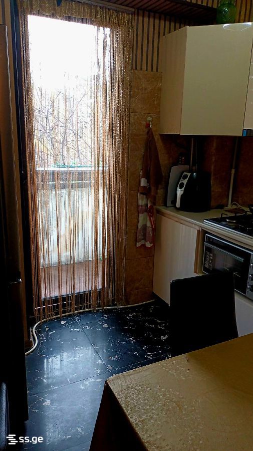 2 Room Flat For Sale view 3