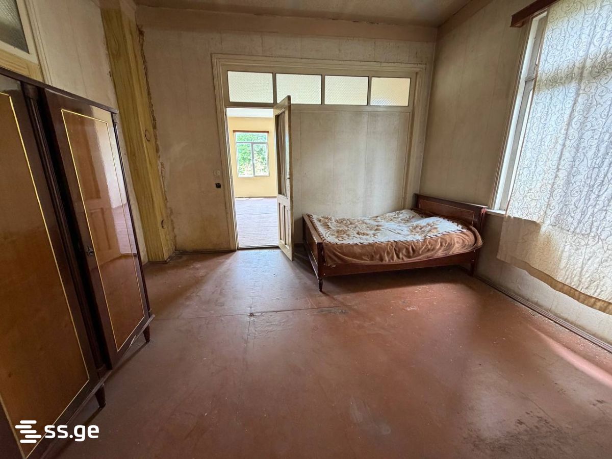 6 Room Private House For Sale view 6