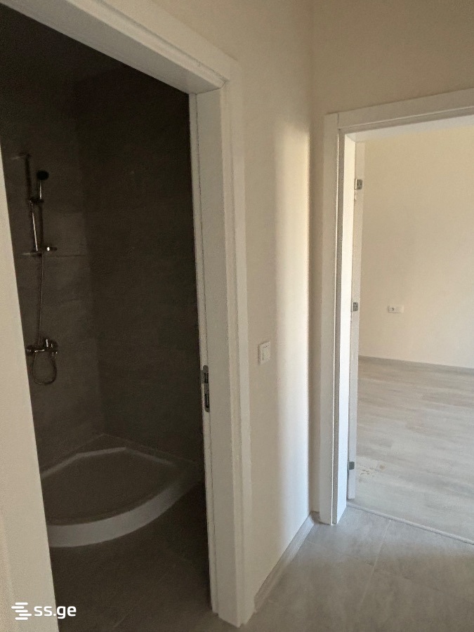 3 room Flat For Sale. Digomi – pohled 4