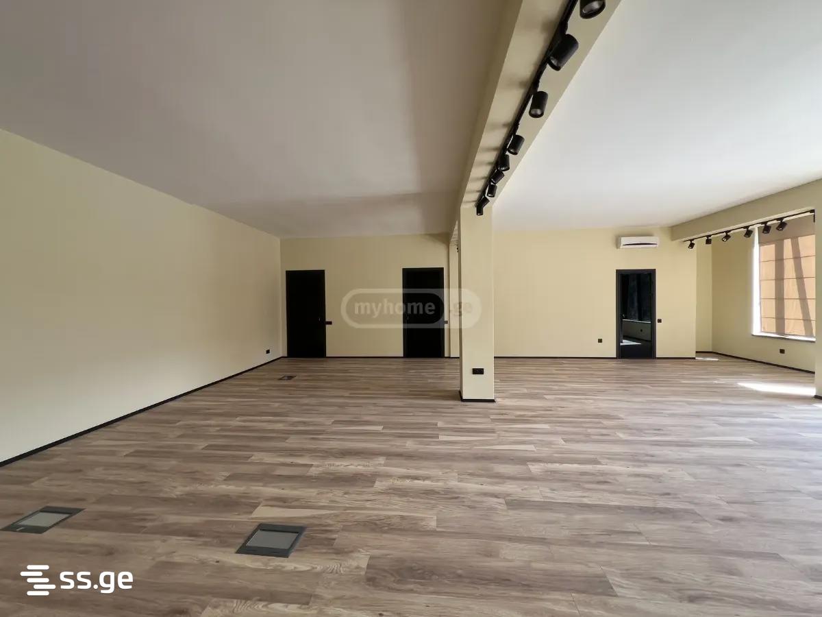 Commercial Real Estate For Rent. Isani, 2 of 4