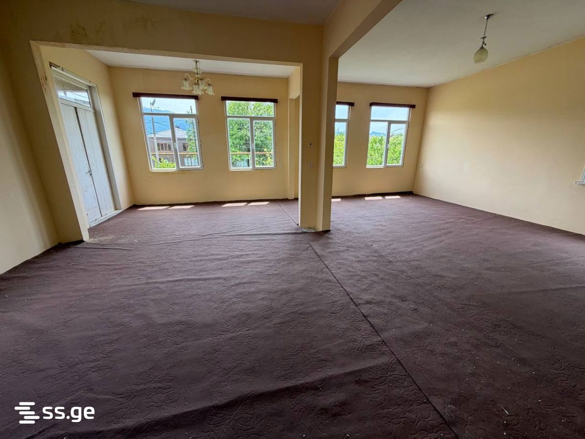6 Room Private House For Sale view 8