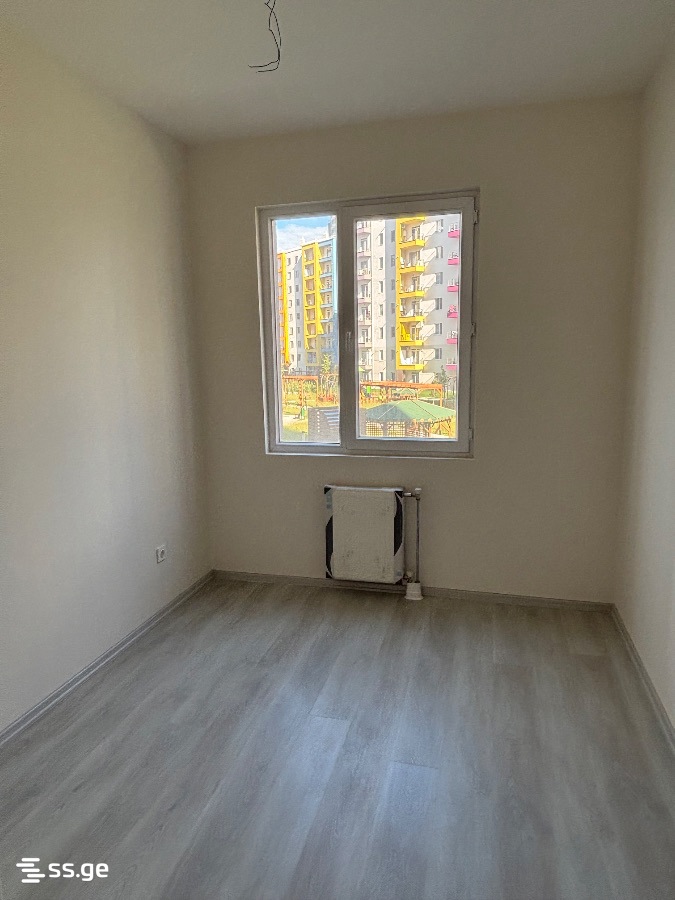 3 room Flat For Sale. Digomi – pohled 3