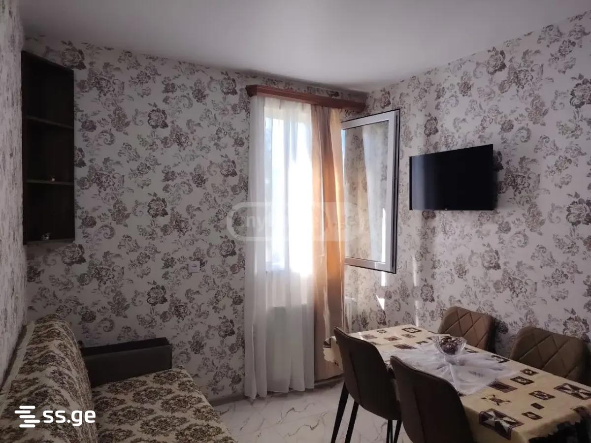 1 Room Private House For Rent. Isani, 1 of 8