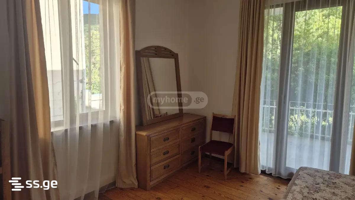 6 Room Summer Cottage For Rent. Mtskheta view 13