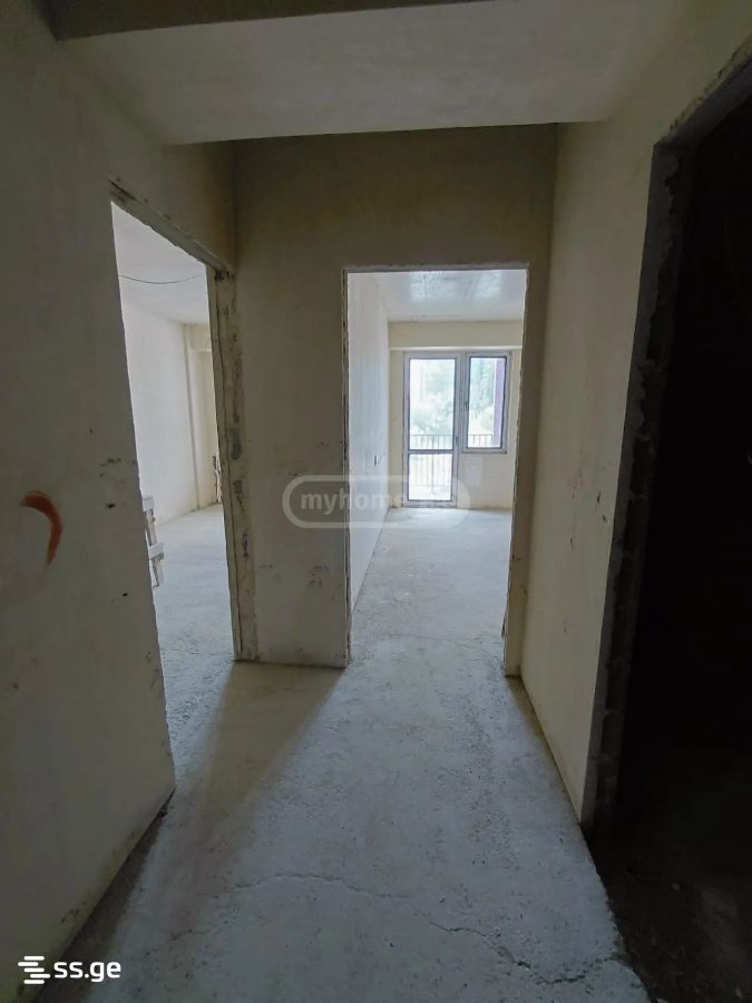 2 room Flat For Sale. Nadzaladevi - Aanzicht 4