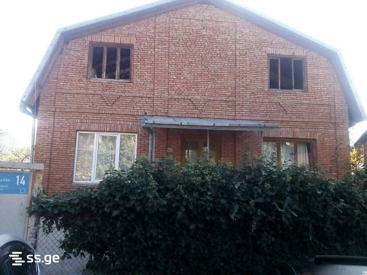 Продажа 6-комната Частный дом, 1 of 4