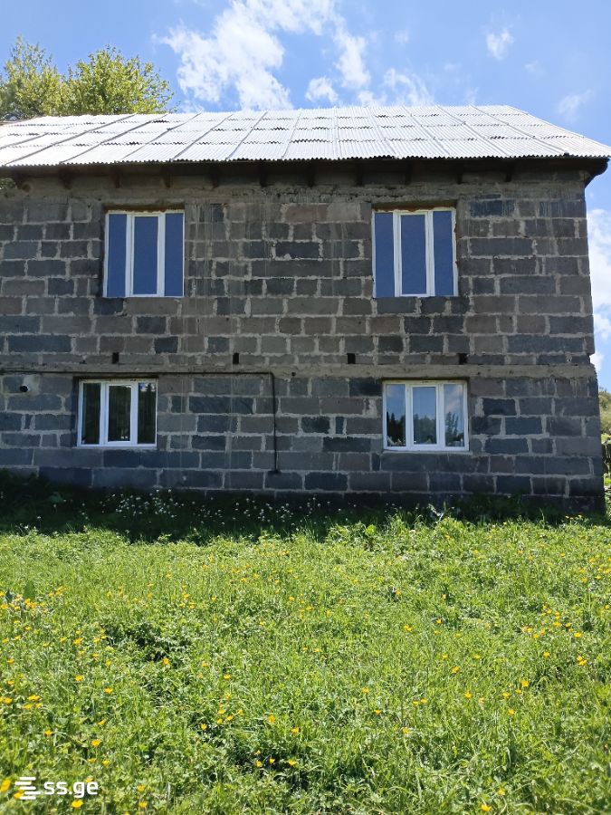 6 Room Private House For Sale view 1
