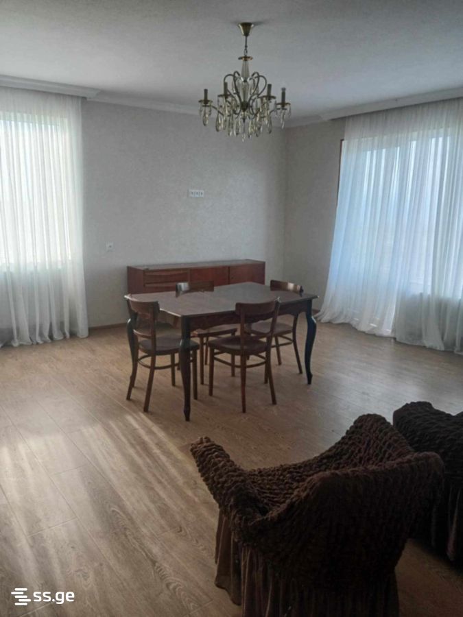 3 Room Flat For Rent. Telavi, 1 of 4
