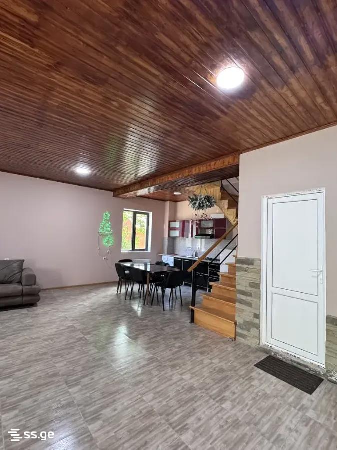 2 Room Private House For Sale view 3