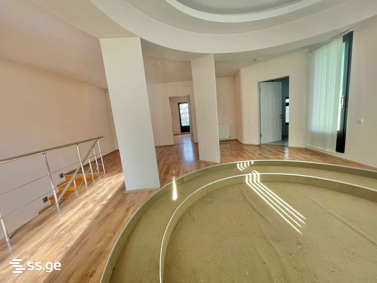 6 Room Private House For Rent. Vake view 10