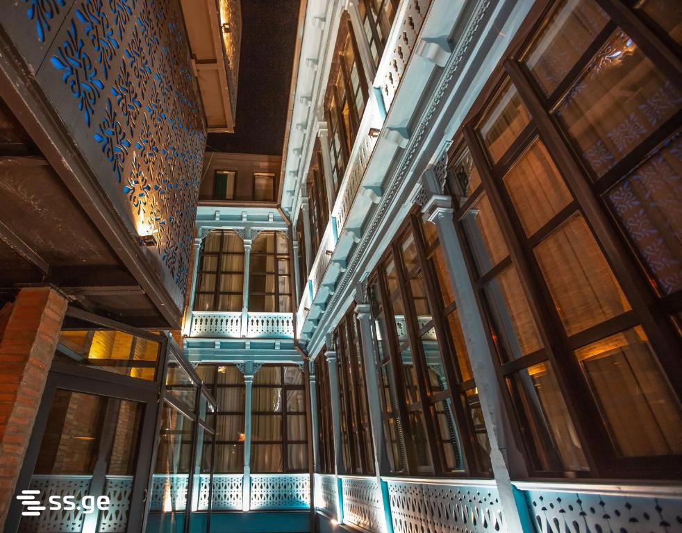27 Room Hotel For Sale view 2