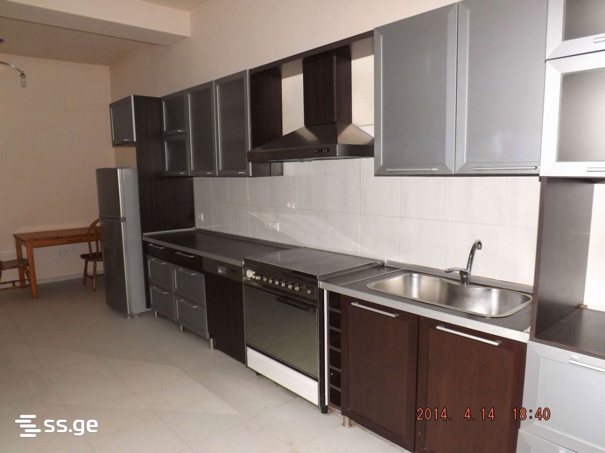 6 Room Private House For Rent. Vake view 9