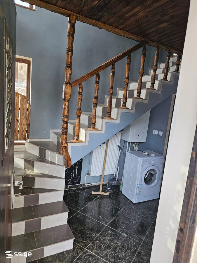 3 Room Private House For Sale view 1