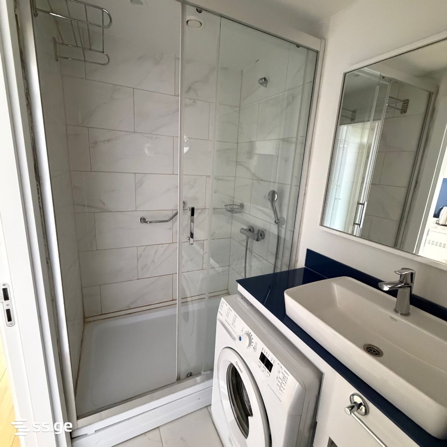 1 room Flat For Sale. Batumi - Widok 3
