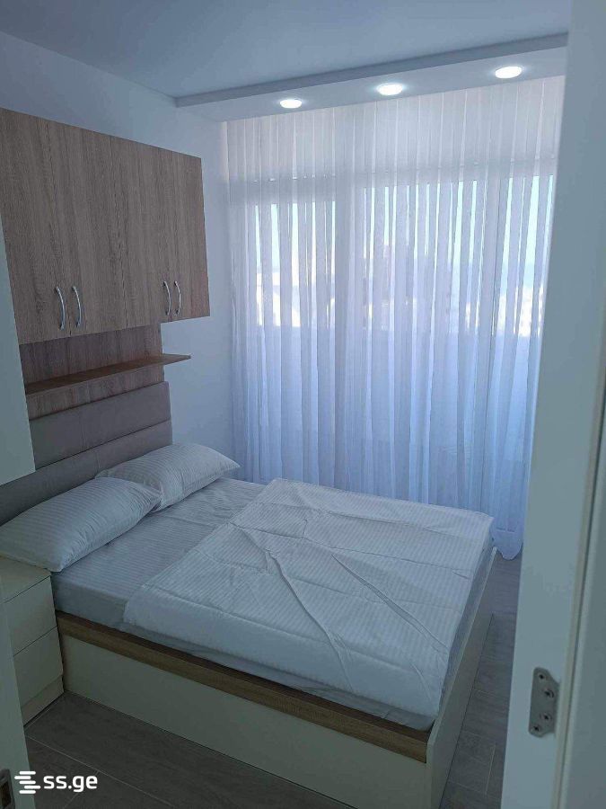 3 Room Flat Daily Rent. Batumi view 5