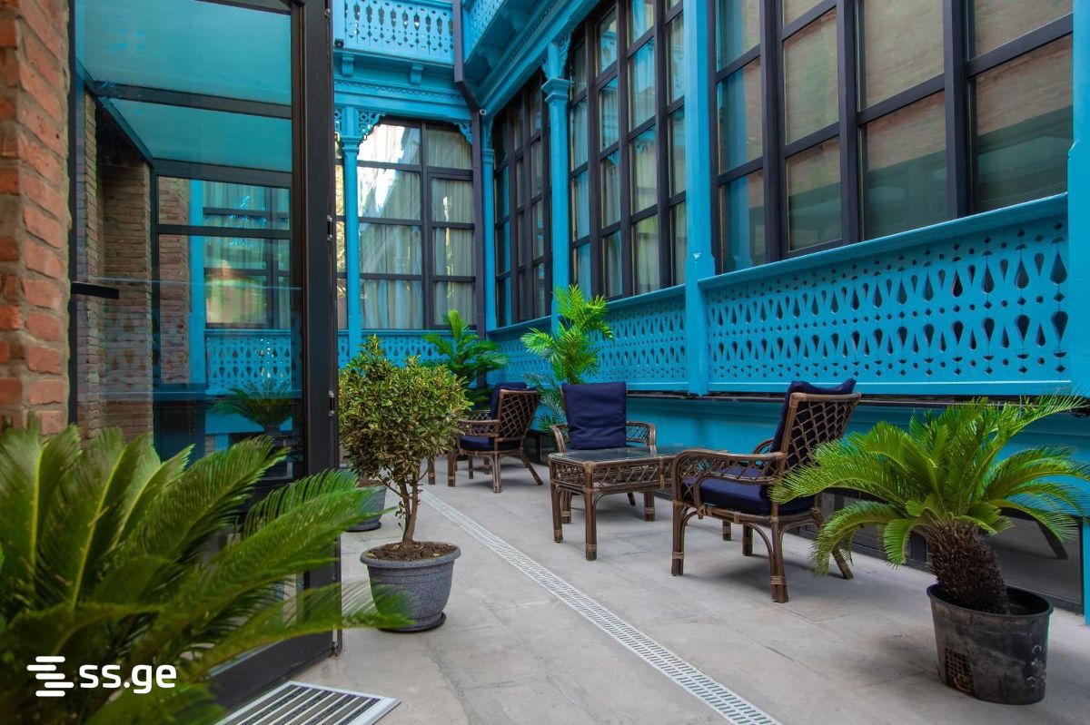 27 Room Hotel For Sale view 9