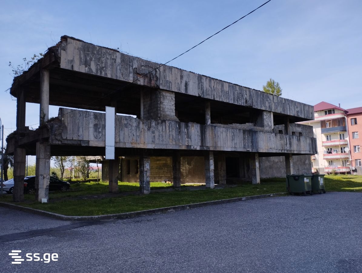 Store-Industrial Property For Sale. Poti view 3